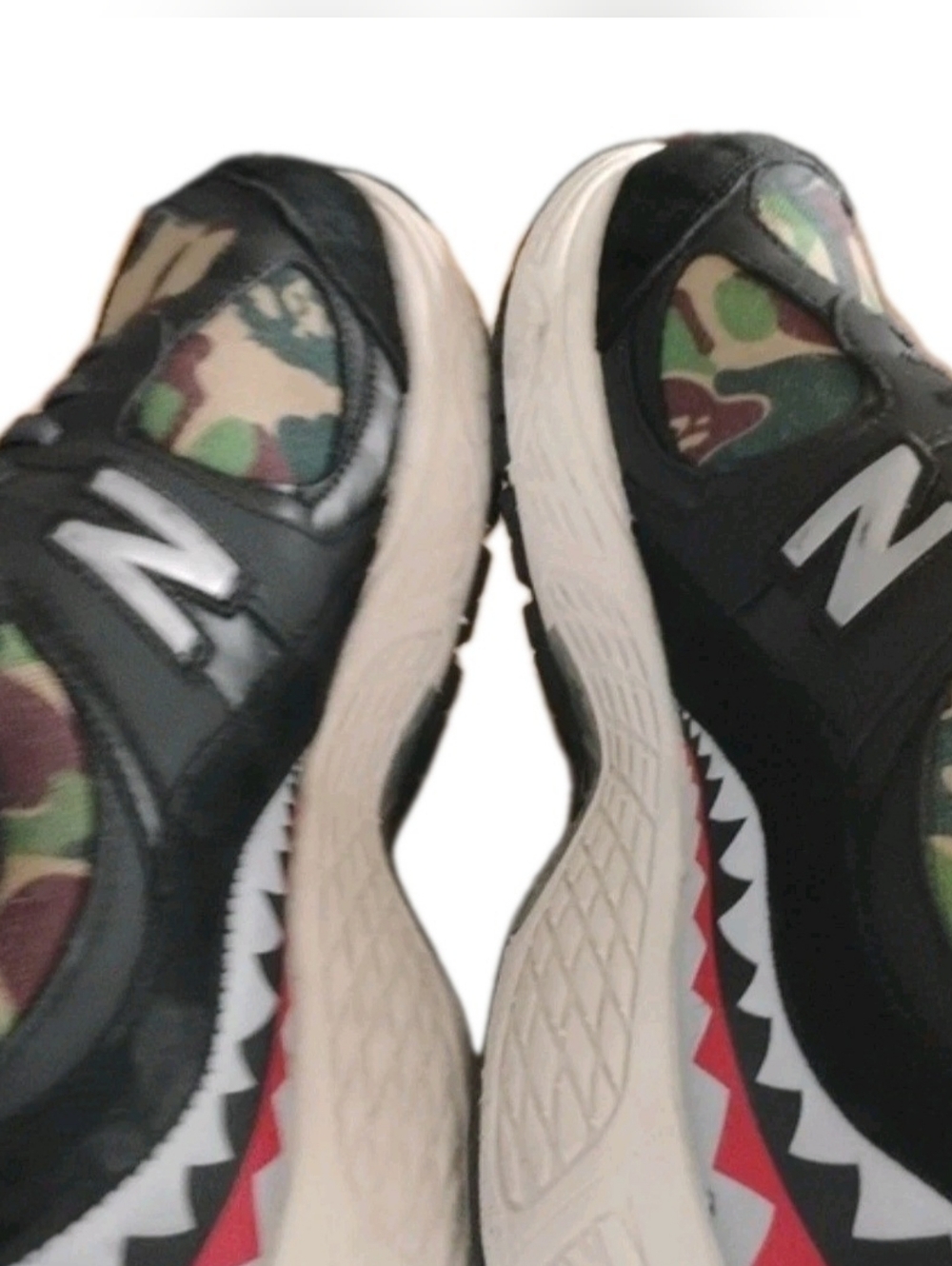 New Balance BAPE x 2002R Apes Together Strong - Black Camo US Men's Size 11 - Picture 5 of 10